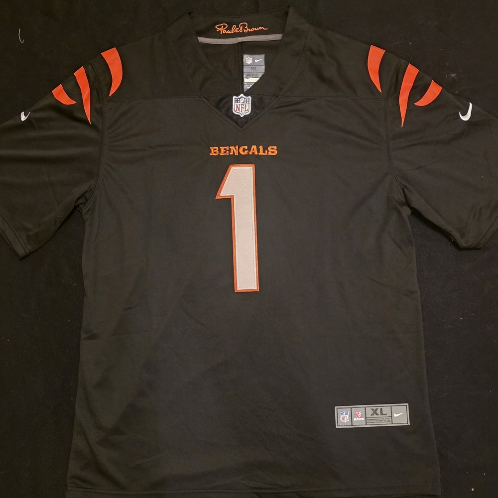 Ja'Marr Chase Cincinnati Bengals Size XL